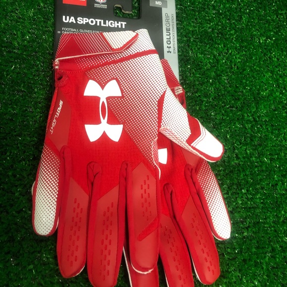 Under Armour Accessories Mens Football Gloves Under Armour